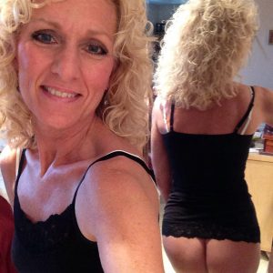 Retraitée sensuelle envie cocooning coquin Paris Yvette - rencontre-Cougar-Paris