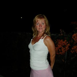 Je m’amuse à 64 ans Léonie - rencontre-Cougar-Meaux