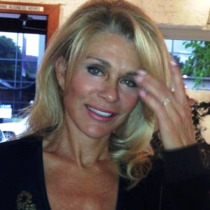 Cocooning et rencontres chaudes Ariane - rencontre-Cougar-Vannes