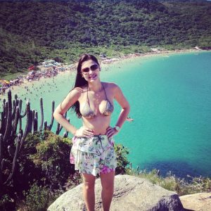 Reprise en douceur après les vacances Karima - rencontre-Milf-Nice