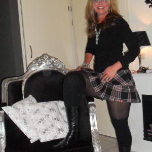Karine - rencontre-MILF-Laval