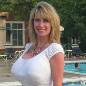 Prête à expérimenter le nudisme, qui me rejoint ? Marie - rencontre-Naturiste-Cholet